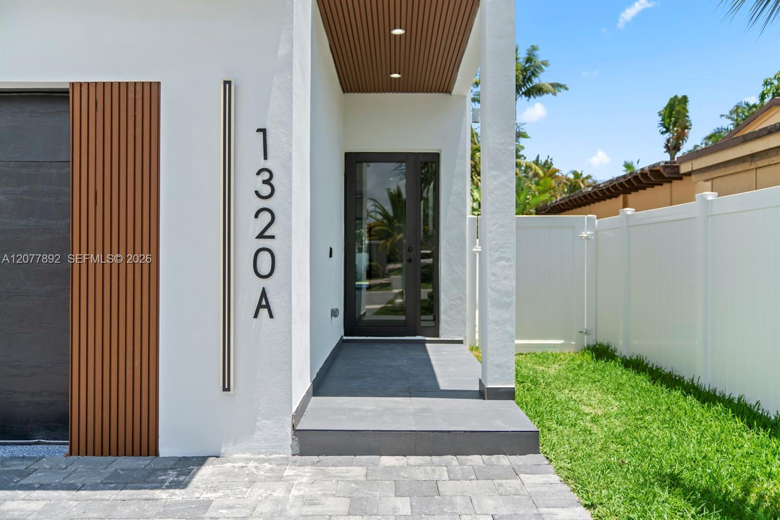 1320 NE 16th Ave, Fort Lauderdale FL 33304 photo 4