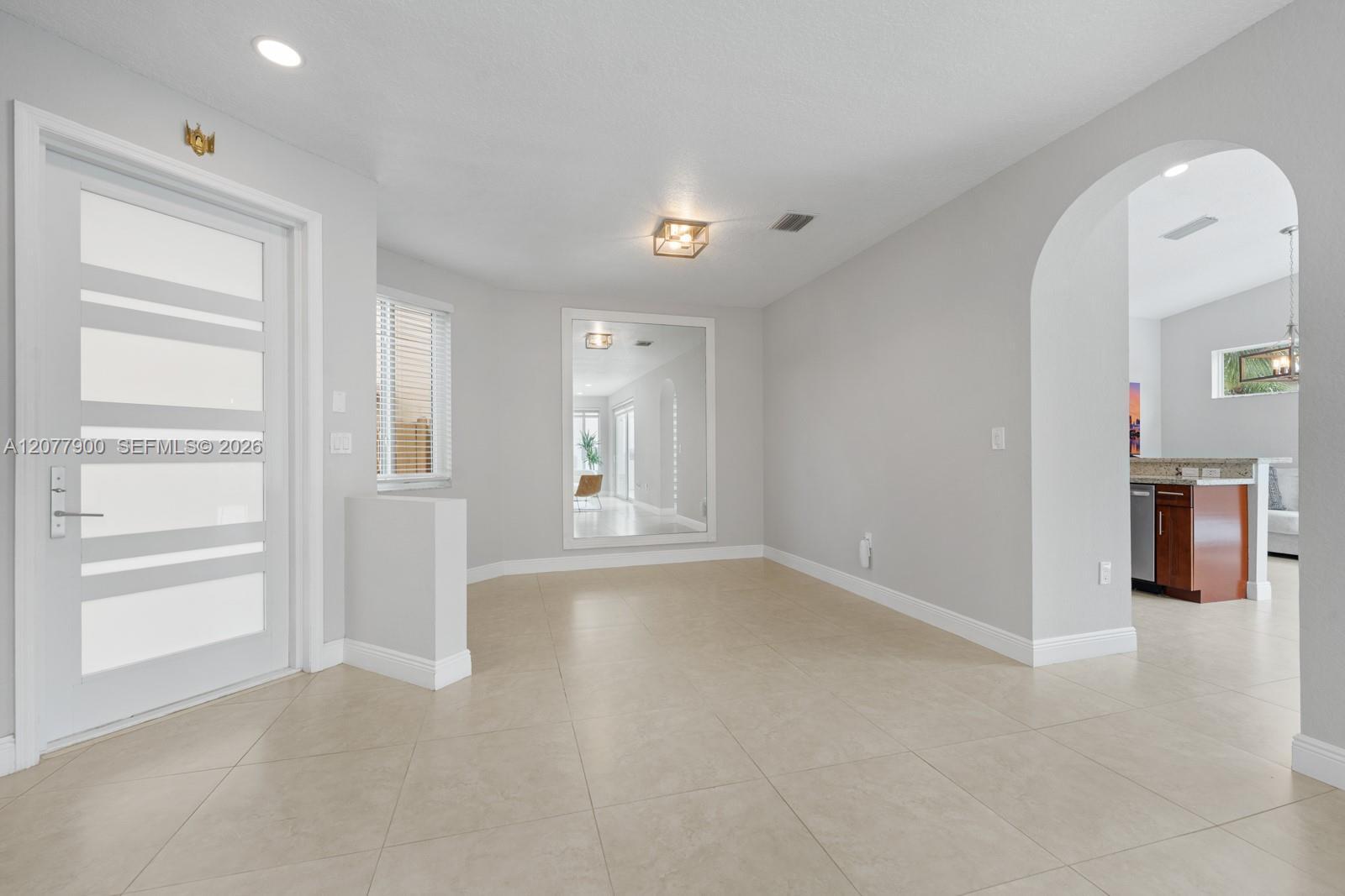 15585 SW 112th Way, Miami FL 33196 photo 3