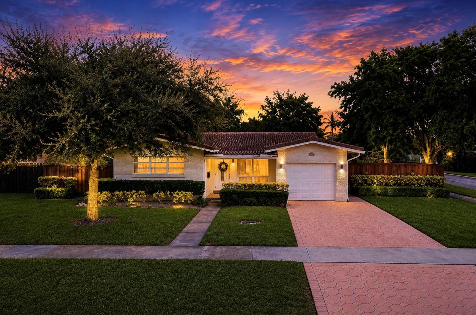 3620 Arthur Street, Hollywood FL 33021