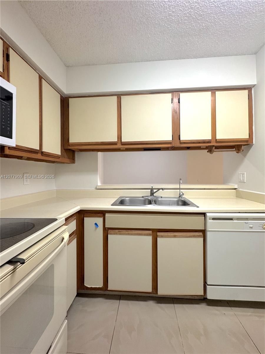 1265 SW 46th Ave # 2201, Pompano Beach FL 33069 photo 2