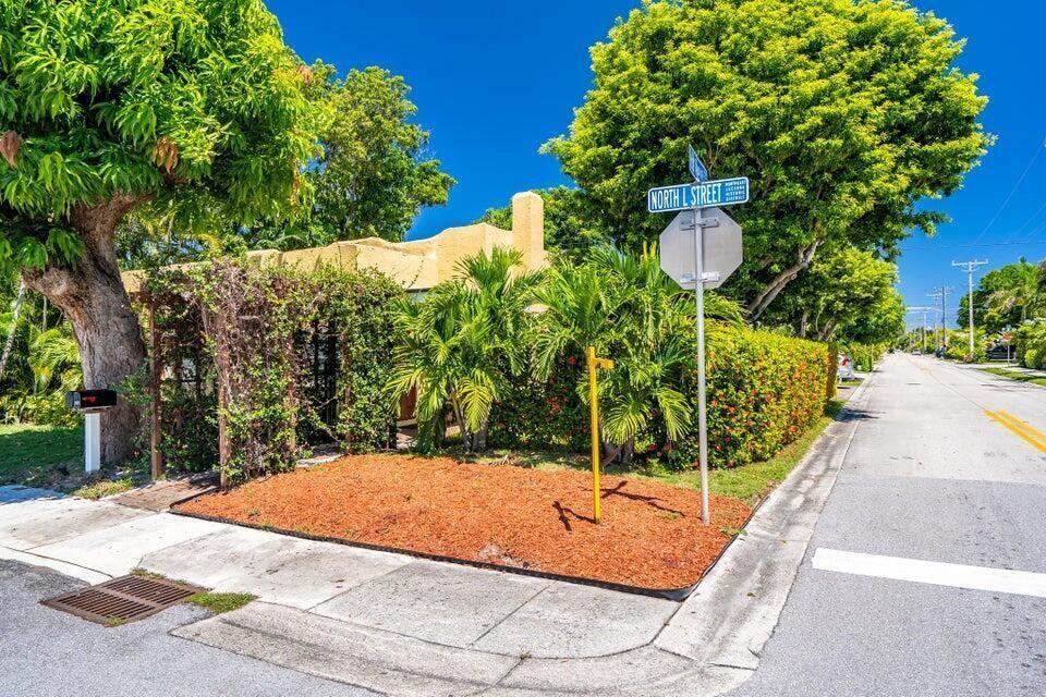 1602 N L Street, FL 33460 photo 2