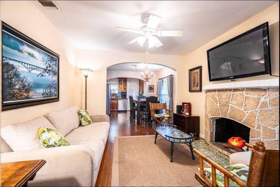 1602 N L Street, FL 33460 photo 4
