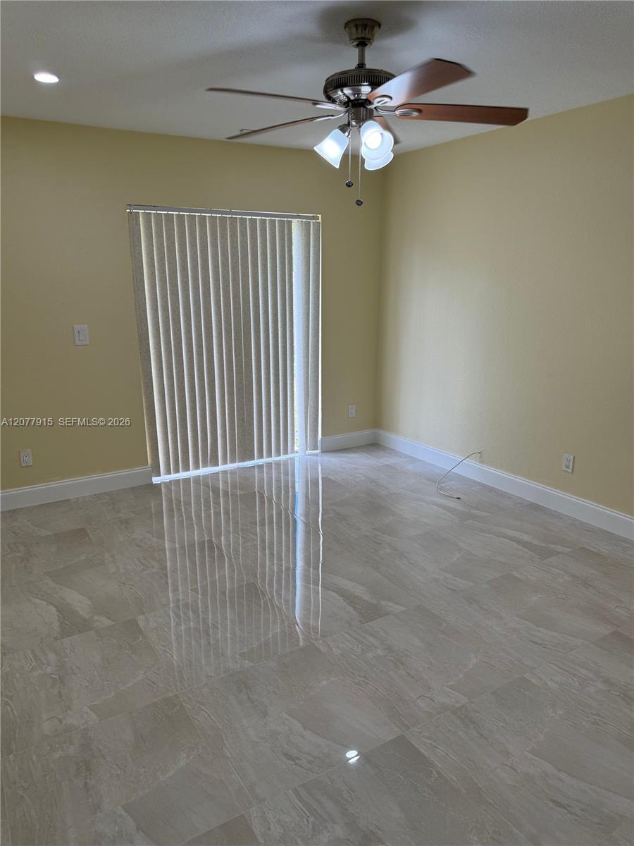 920 SW 111th Ave # 1, Pembroke Pines FL 33025 photo 4