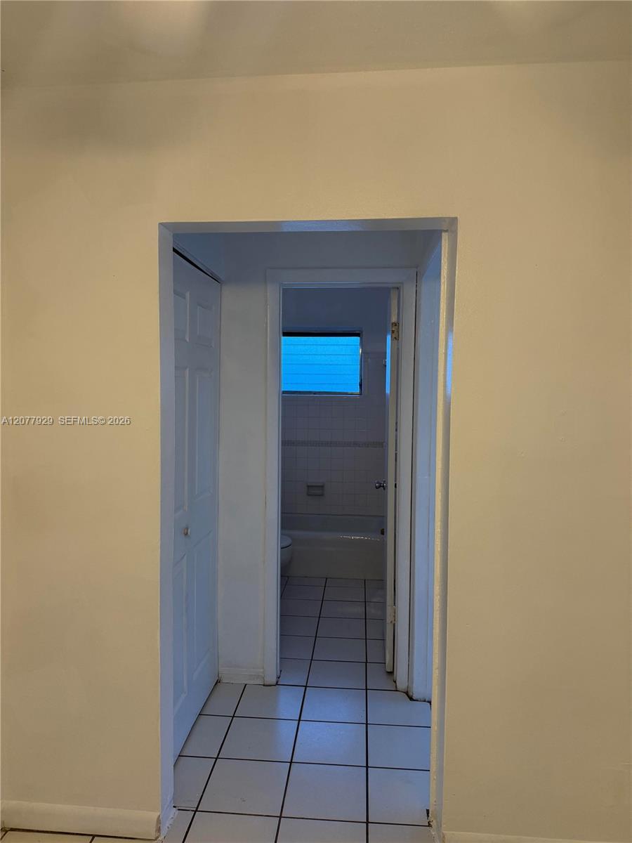 7811 Johnson St # 1E, Pembroke Pines FL 33024 photo 4