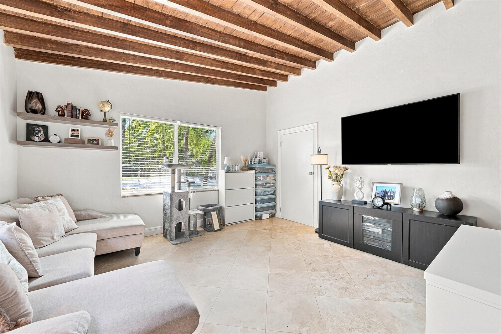 1839 SW 4th Avenue, Fort Lauderdale FL 33315