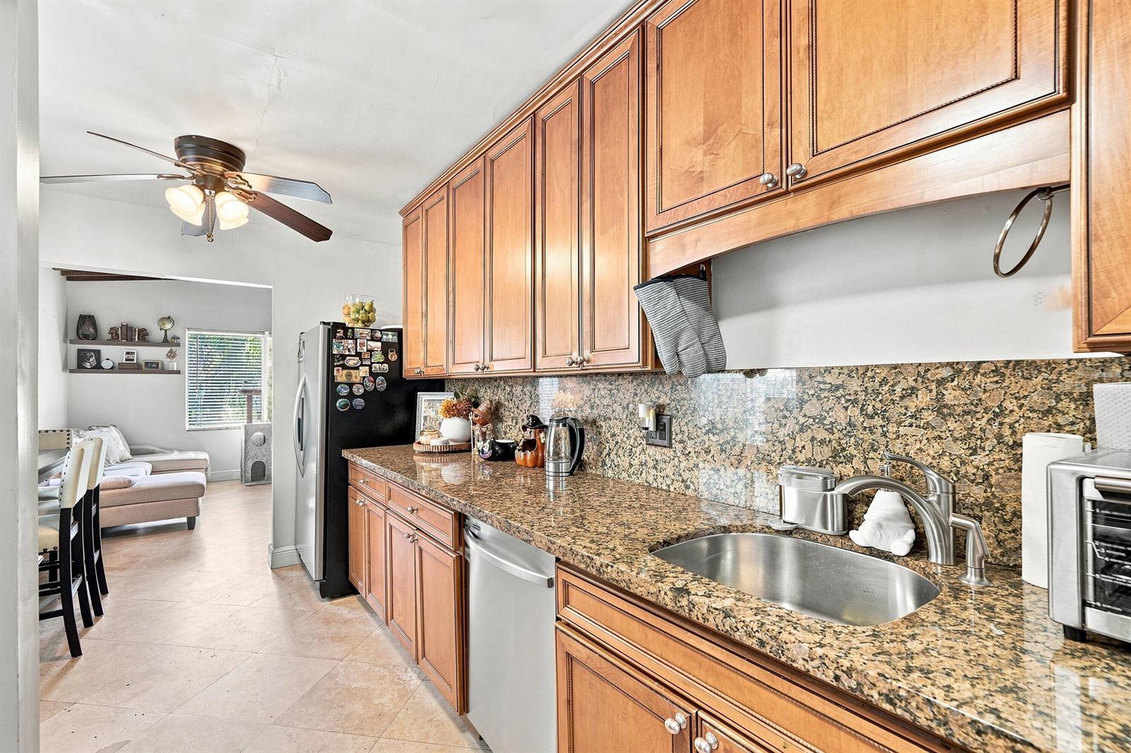 1839 SW 4th Avenue, Fort Lauderdale FL 33315 photo 4