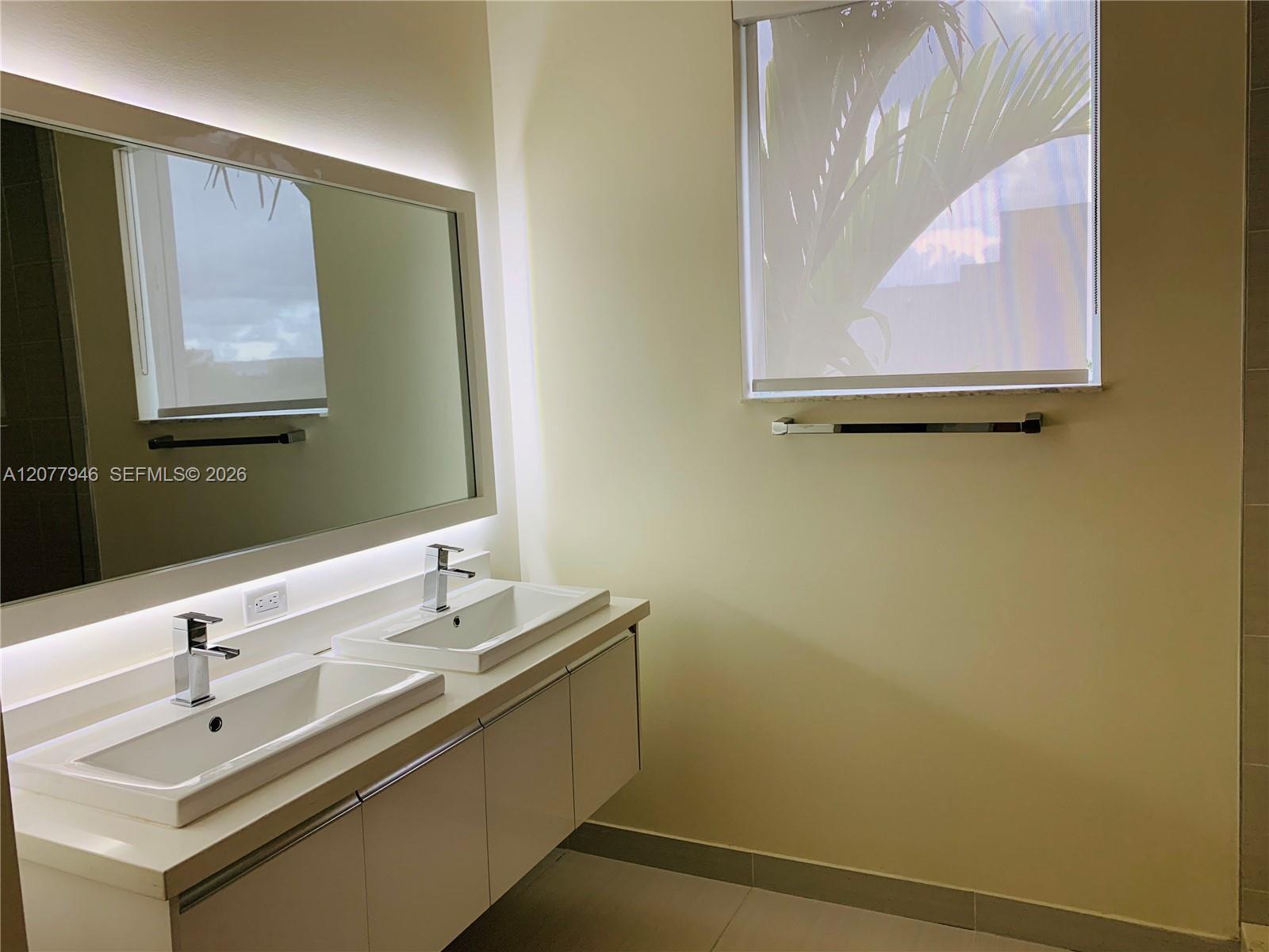 6418 NW 105th Pl, Doral FL 33178 photo 5