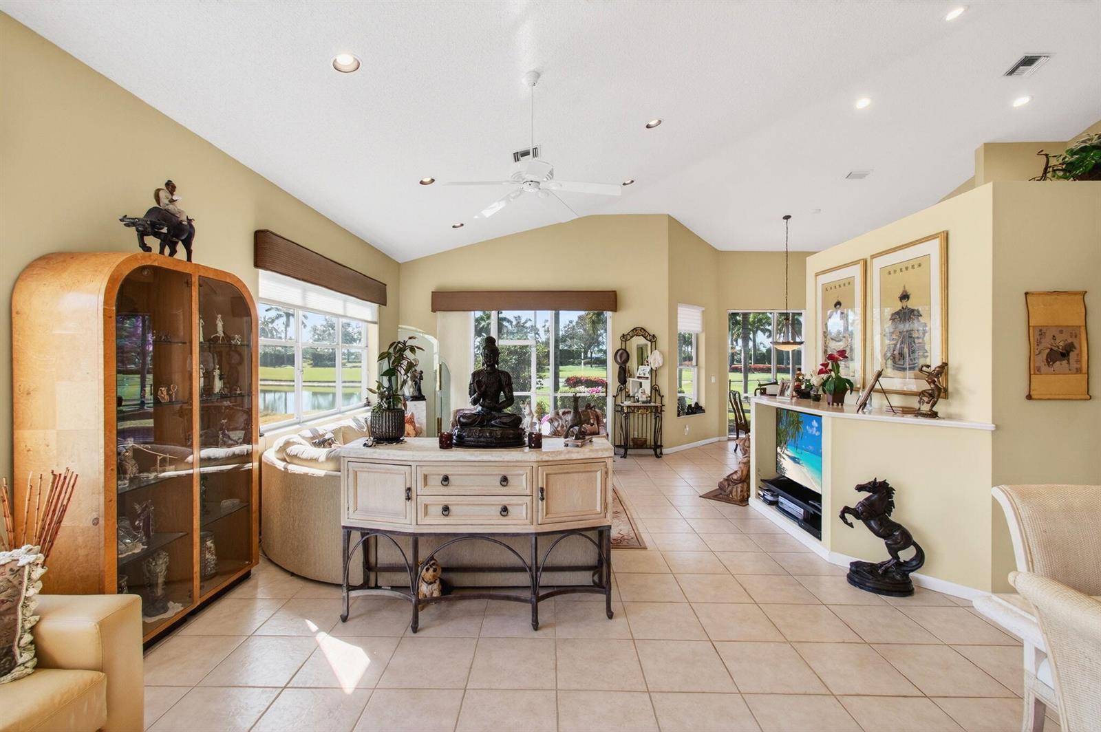 6862 SWANSEA Lane, Boynton Beach FL 33472 photo 5