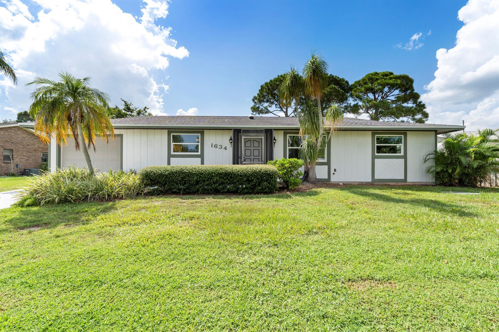 1634 SE CLEARMONT Street, Port St. Lucie FL 34983 photo 2