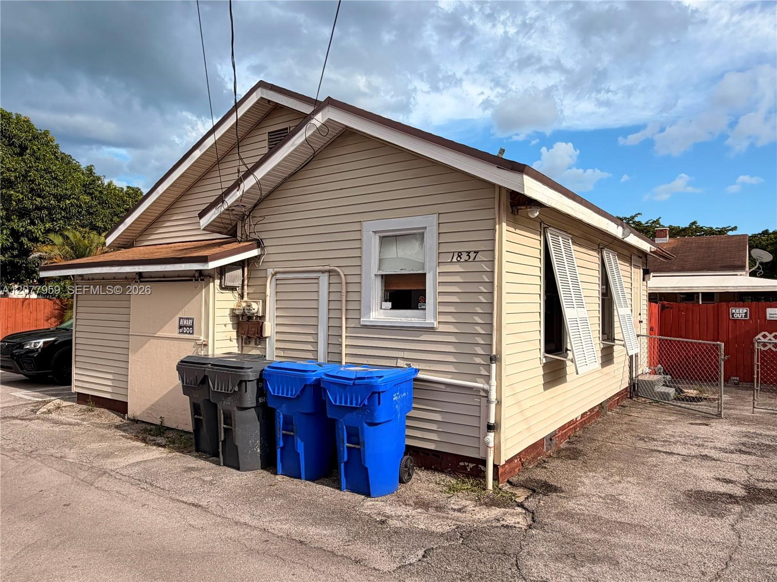 1837 Buchanan St, Hollywood FL 33020