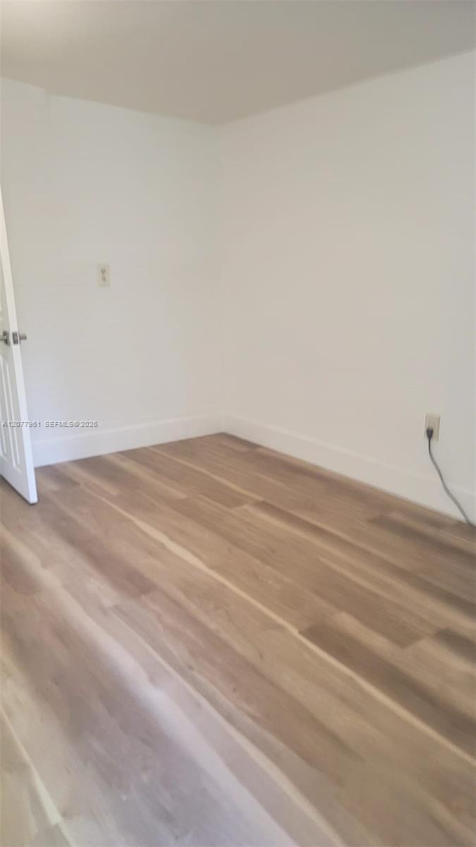 842 NW 107 St, Miami FL 33168 photo 3