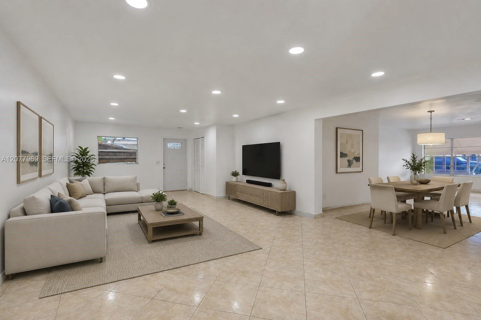 6761 Pershing St, Hollywood FL 33024 photo 3