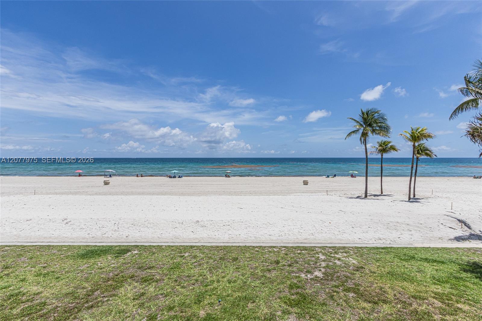 Hollywood, FL 33019 photo 2