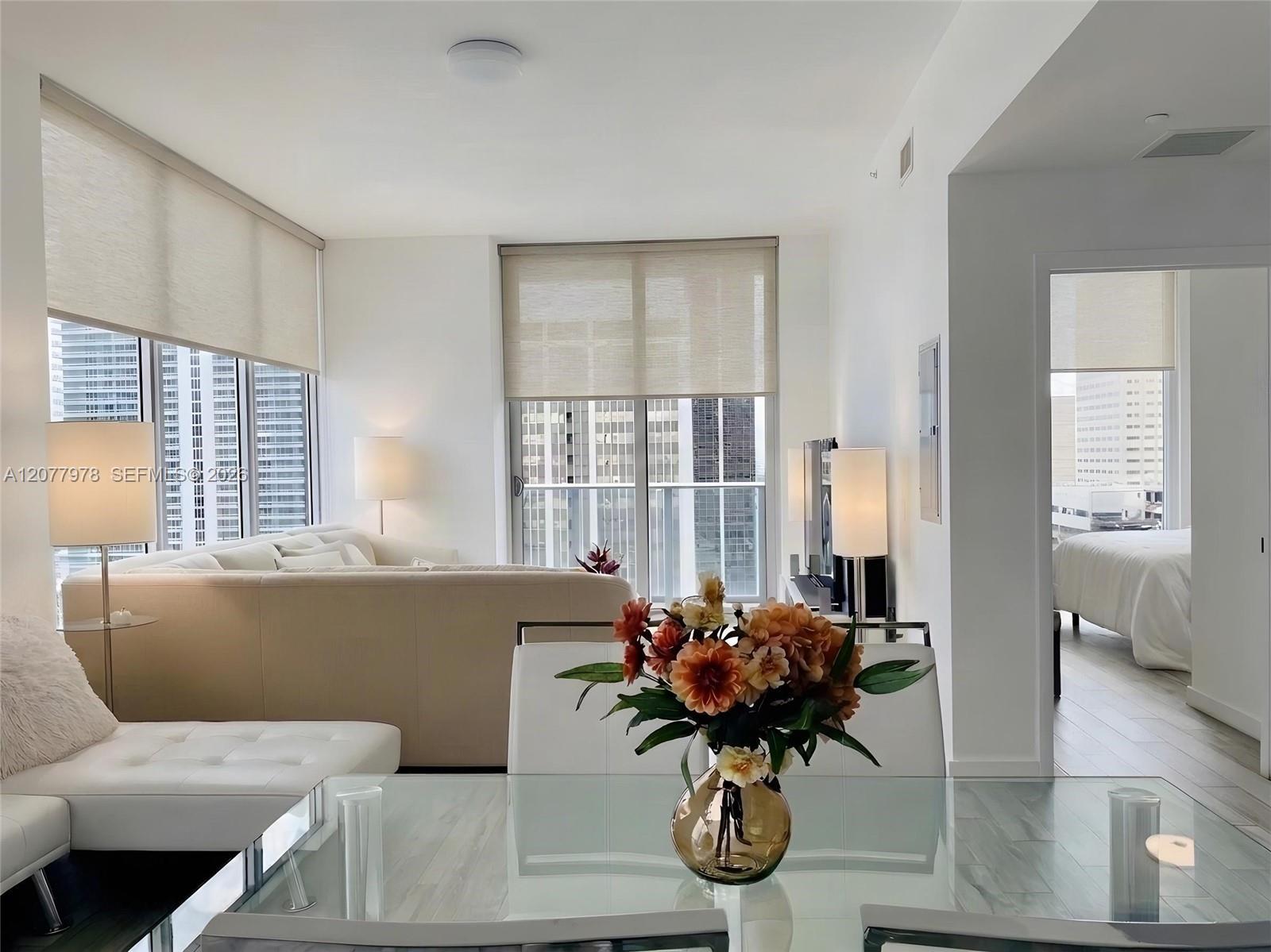 151 SE 1st St # 2602, Miami FL 33131 photo 4
