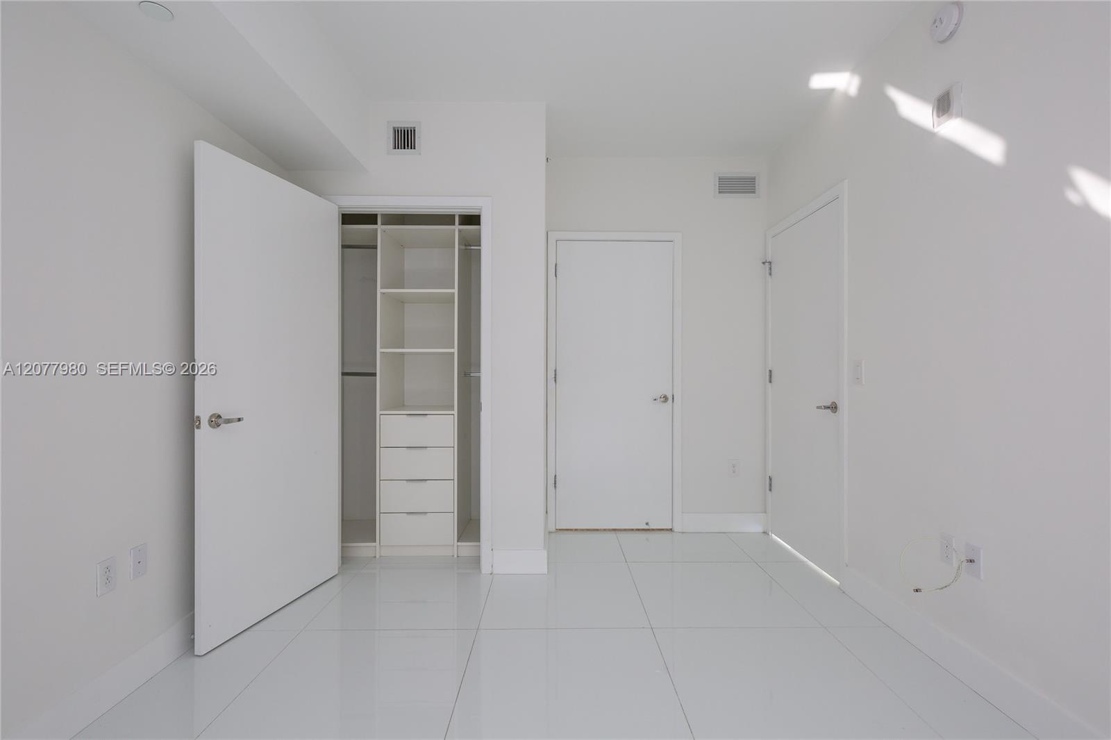 1010 Brickell Ave # 1402, Miami FL 33131 photo 4