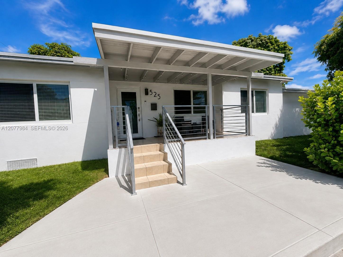 525 NW 23rd Ave, Miami FL 33125 photo 3