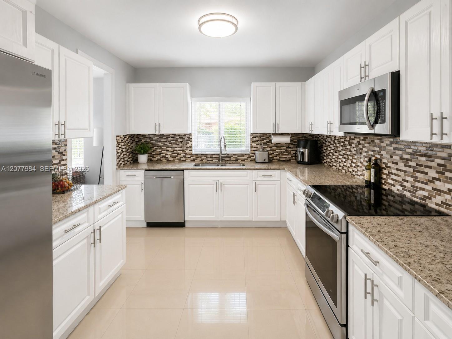 525 NW 23rd Ave, Miami FL 33125 photo 5