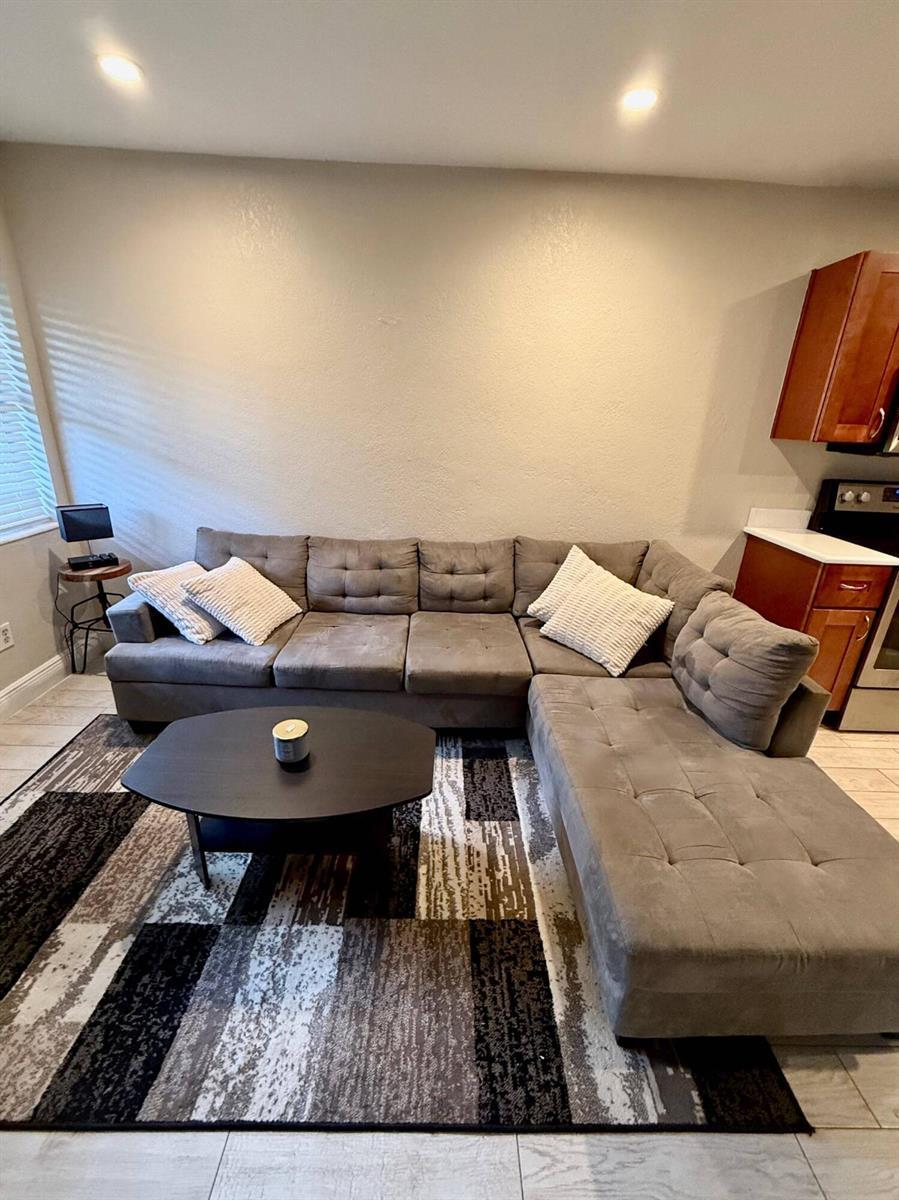 1529 NW 4TH Avenue # 2, Fort Lauderdale FL 33311 photo 3