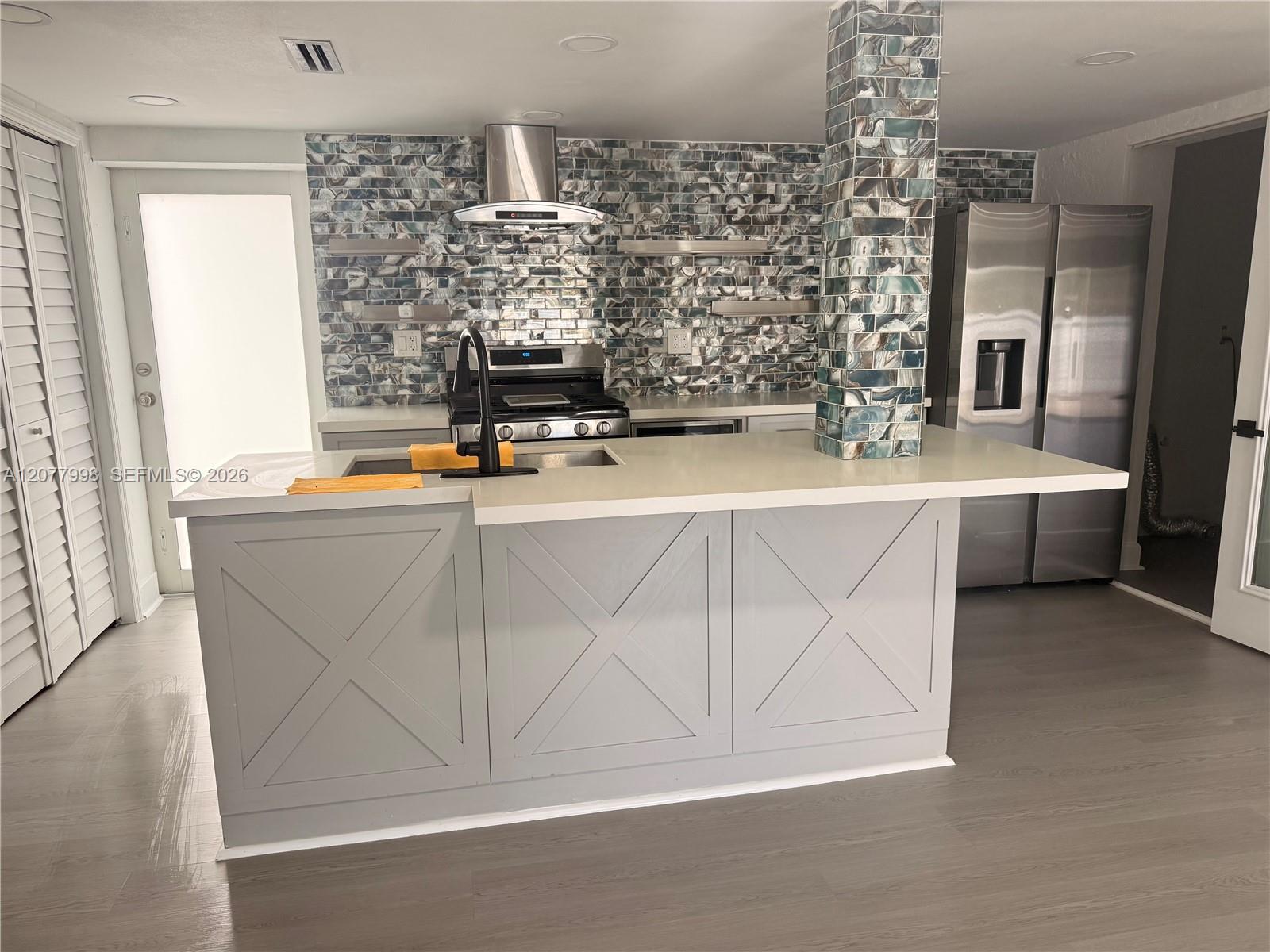 1720 NW 124th Ter, Miami FL 33167 photo 3