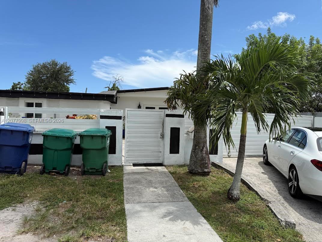 1720 NW 124th Ter, Miami FL 33167
