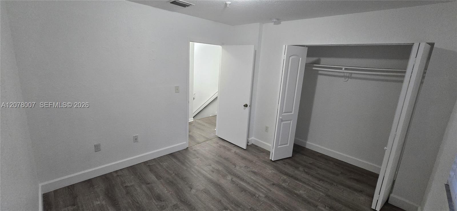 8027 NW 8th St # 13, Miami FL 33126 photo 2