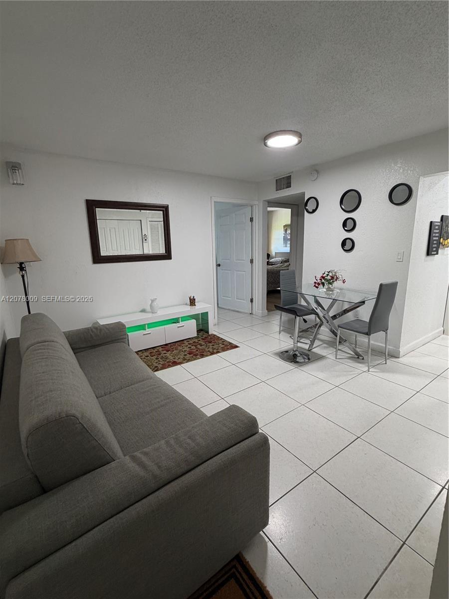 17530 NW 68th Ave # C1005, Hialeah FL 33015 photo 3