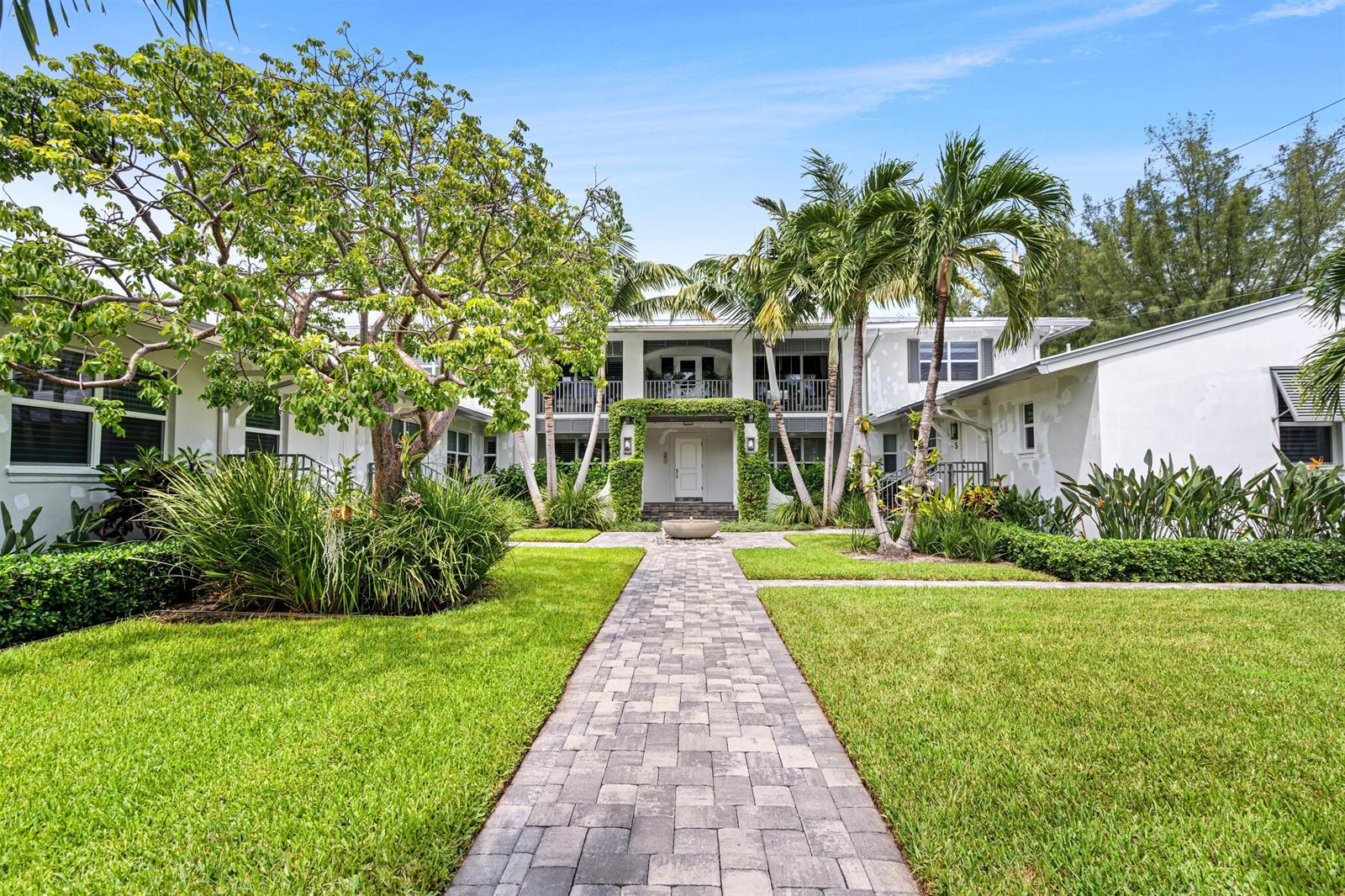 1025 CASUARINA Road # 7, Delray Beach FL 33483