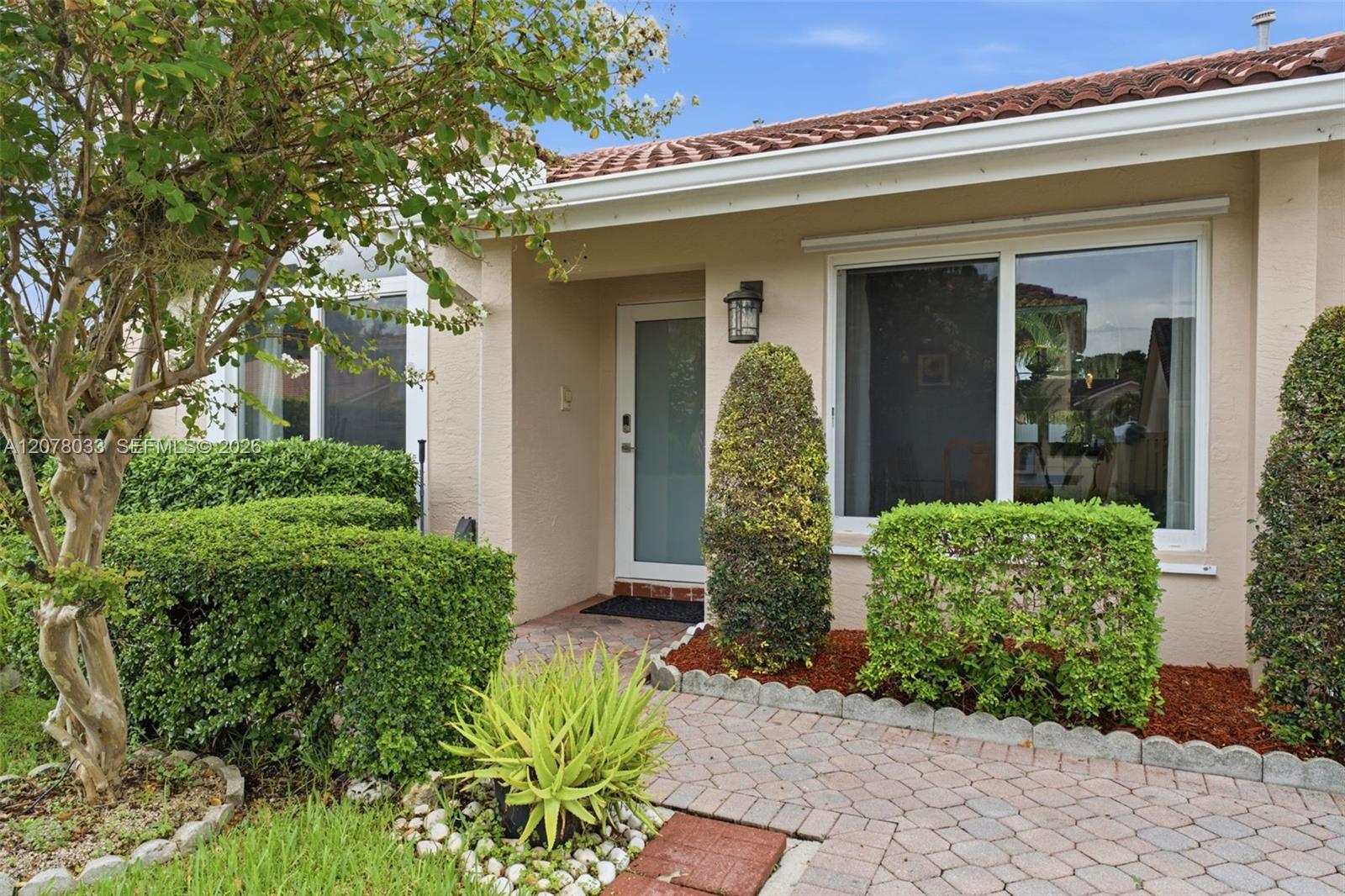10887 SW 152nd Pl, Miami FL 33196 photo 2