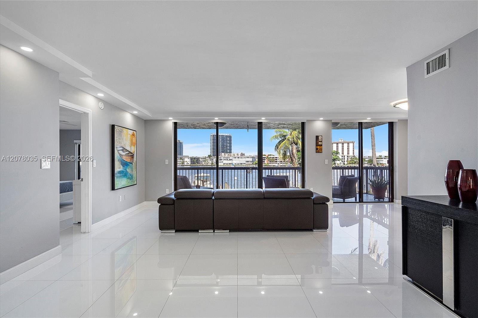 200 Golden Isles Dr # 206, Hallandale Beach FL 33009