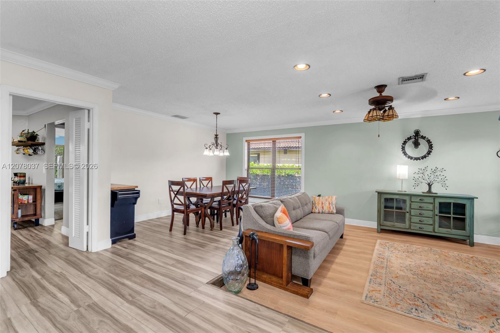 2426 NW 118th Ter, Coral Springs FL 33065 photo 4