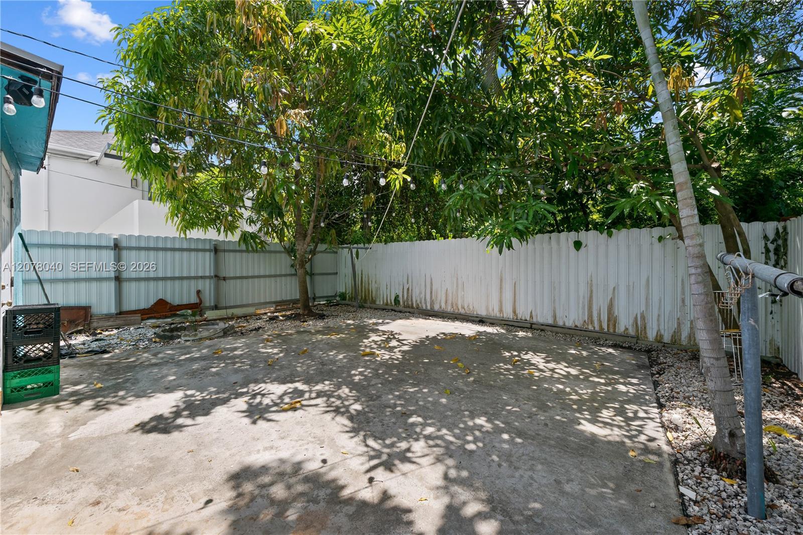 390 NE 166th St, North Miami FL 33162 photo 2