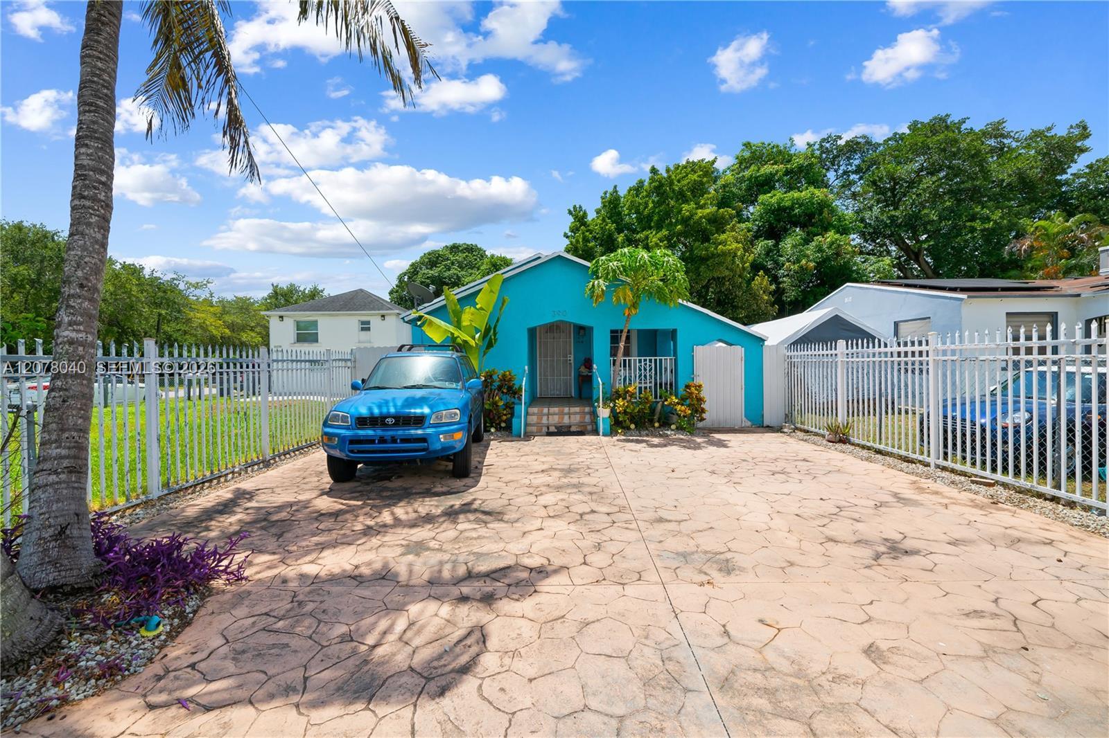 390 NE 166th St, North Miami FL 33162 photo 4