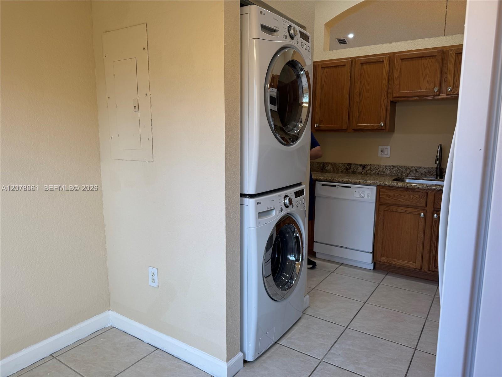 16320 SW 103rd Ter, Miami FL 33196 photo 5