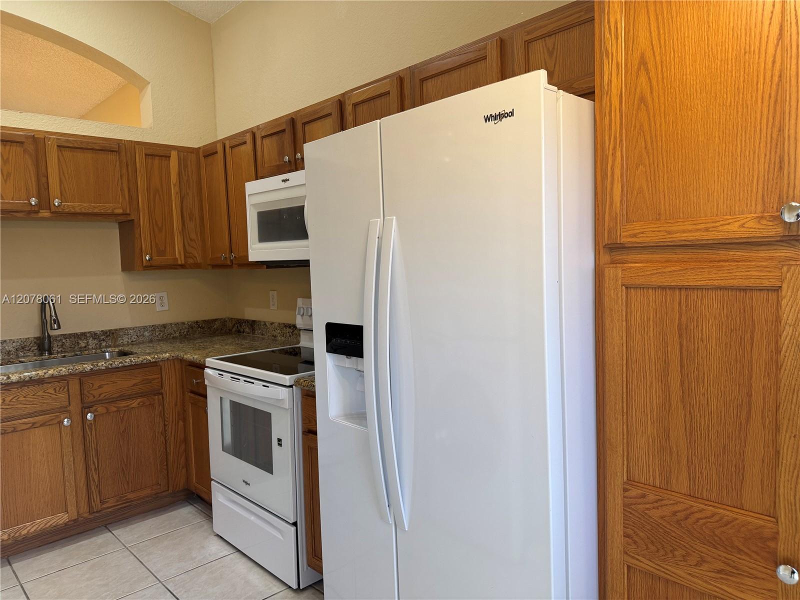 16320 SW 103rd Ter, Miami FL 33196 photo 4