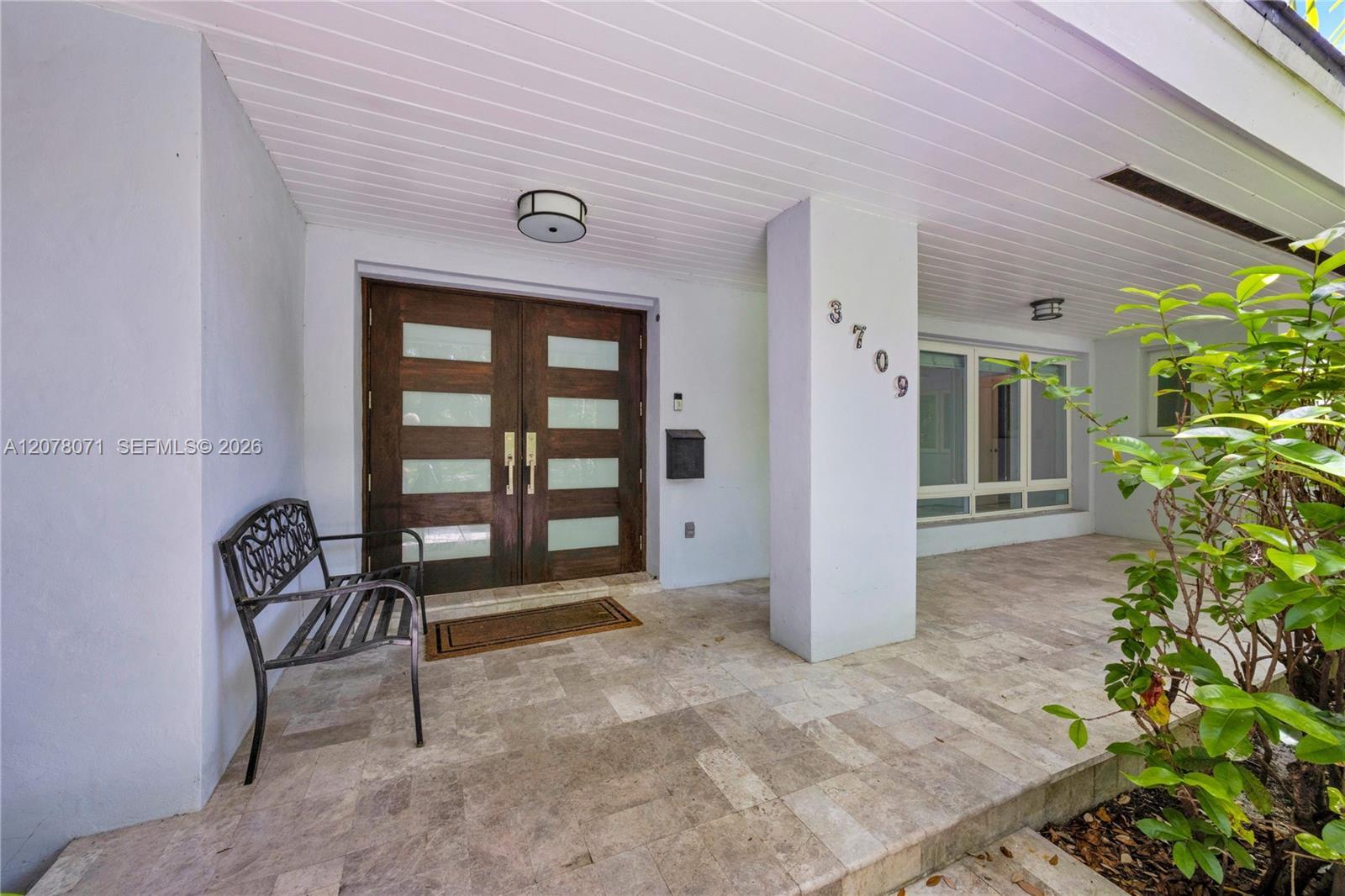 3709 Alhambra Ct, Coral Gables FL 33134 photo 5