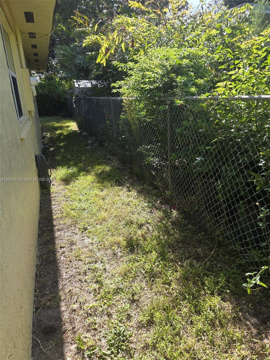 7737 NW 9th Ave # 7737, Miami FL 33150 photo 3