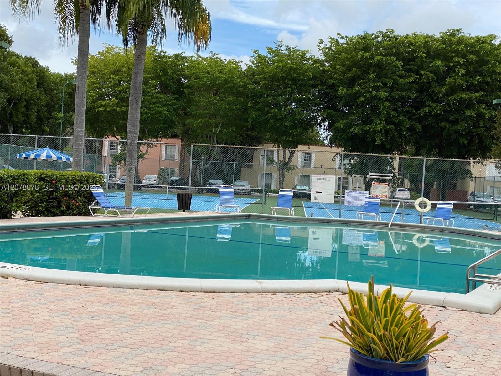 10822 N Kendall Dr # 23, Miami FL 33176 photo 5