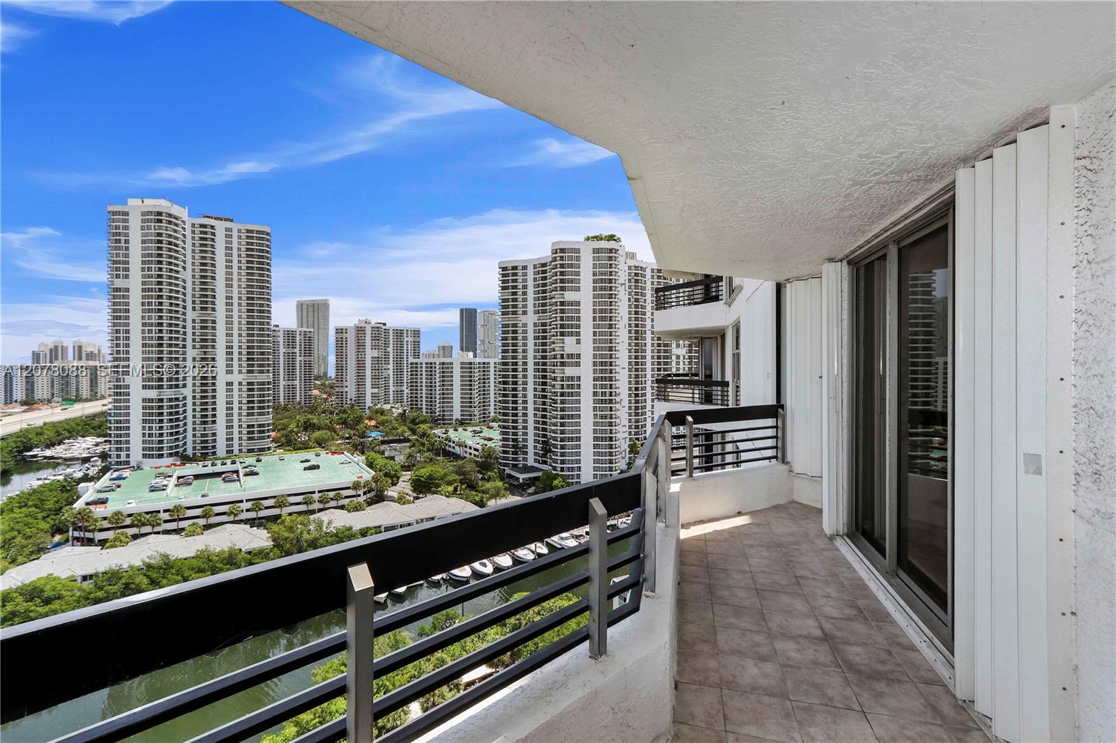 3400 NE 192nd St # 1911, Aventura FL 33180 photo 3