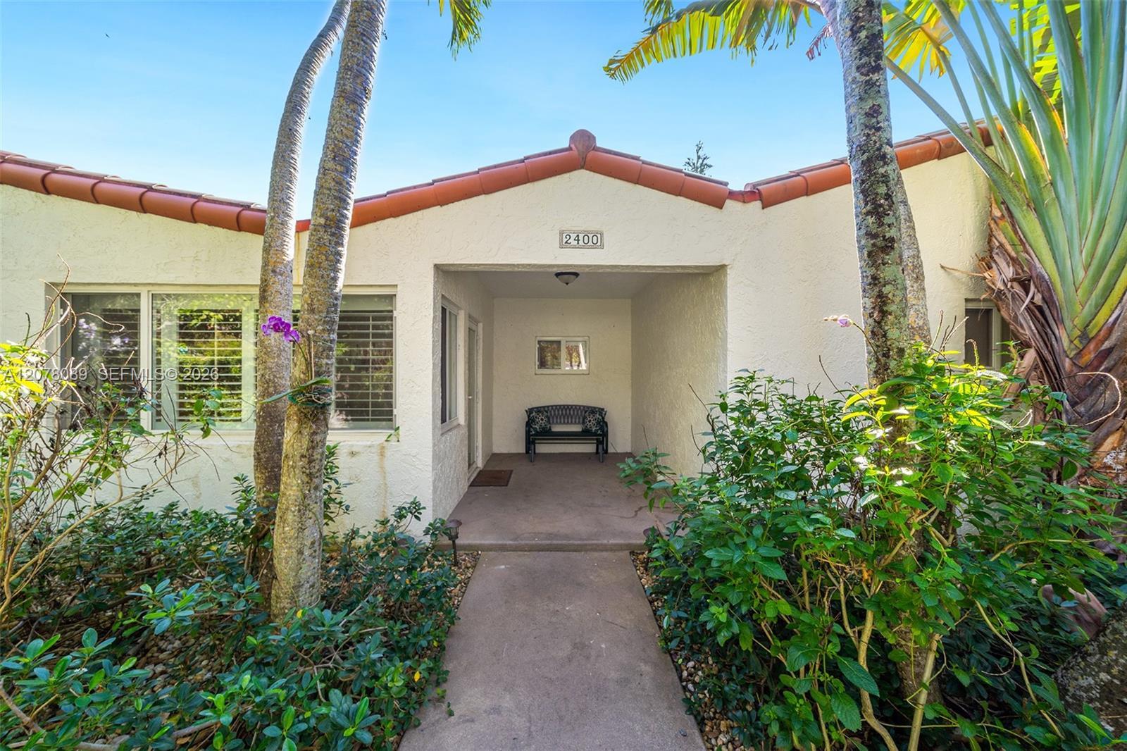 2400 Trapp Ave, Miami FL 33133 photo 3