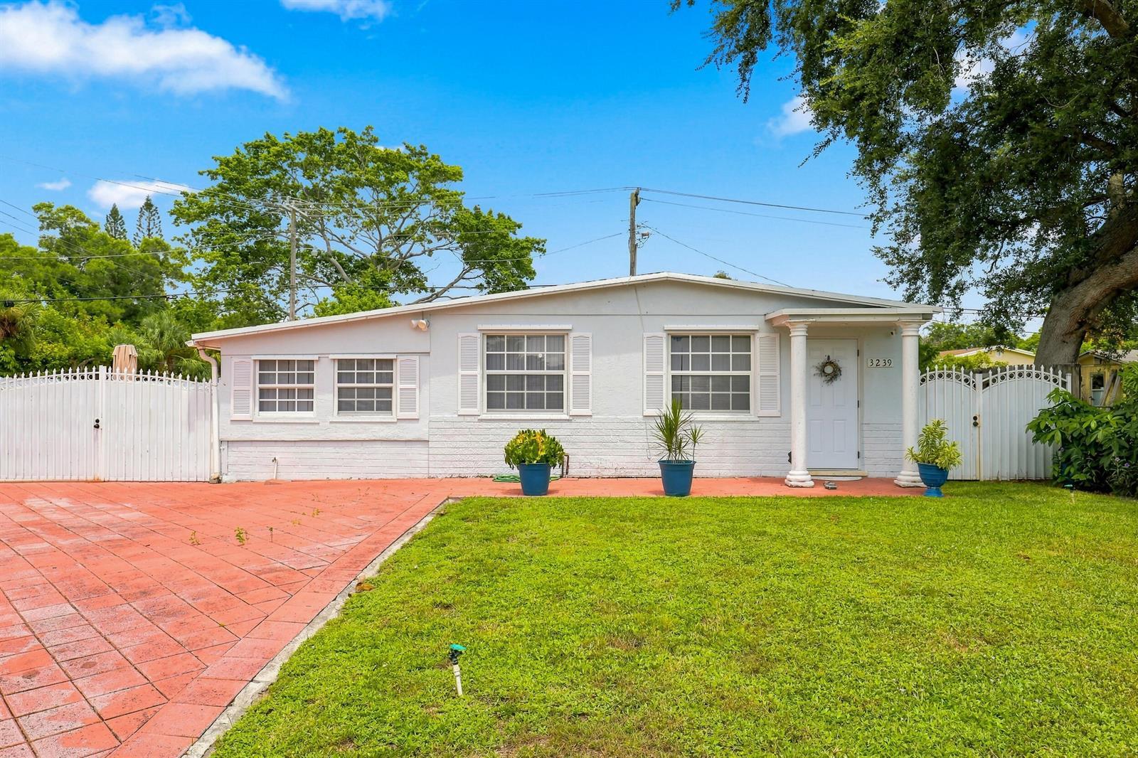 3239 DOLAN Road, Palm Springs FL 33406 photo 5