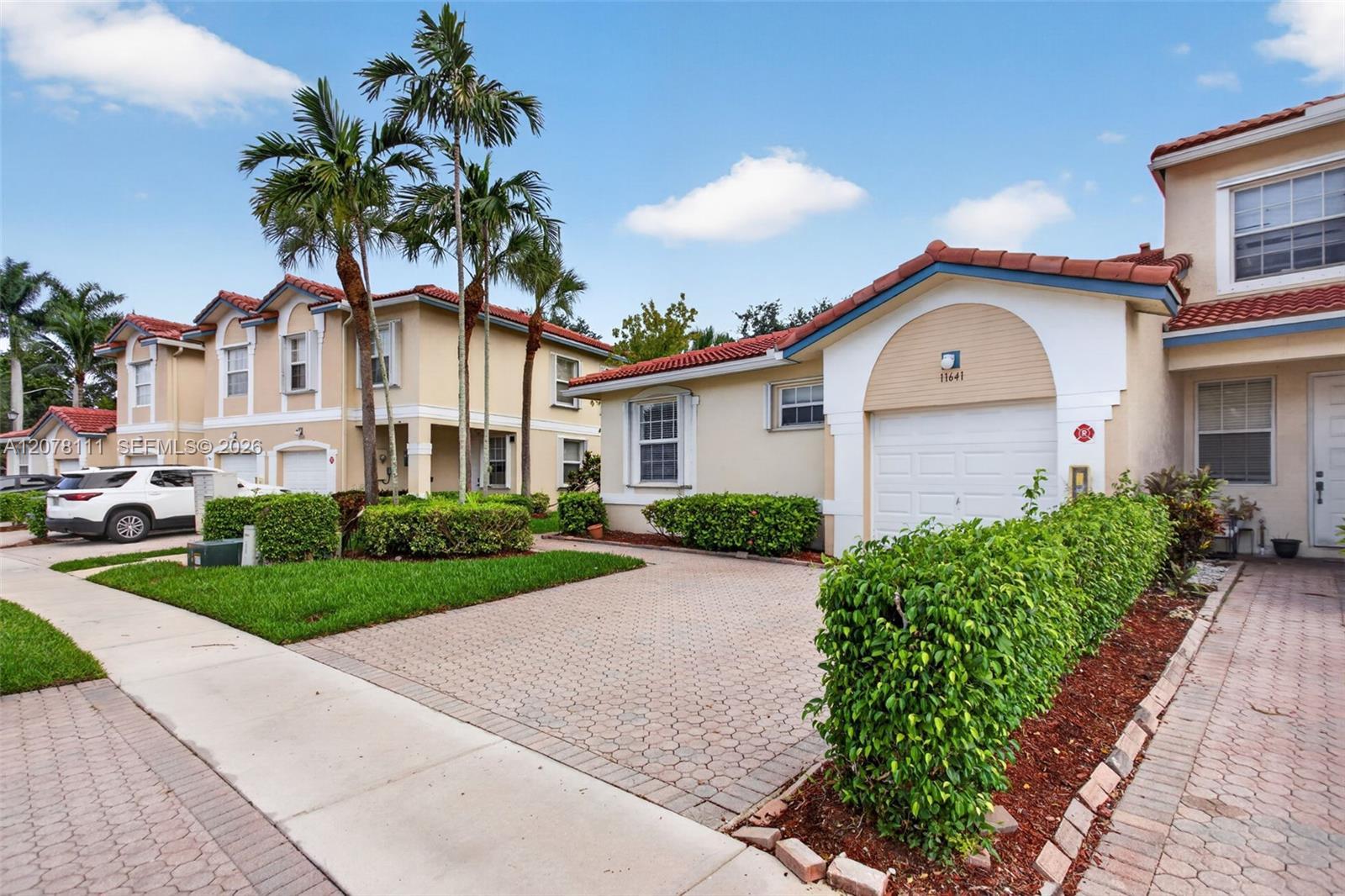 11641 NW 47th Dr, Coral Springs FL 33076 photo 3