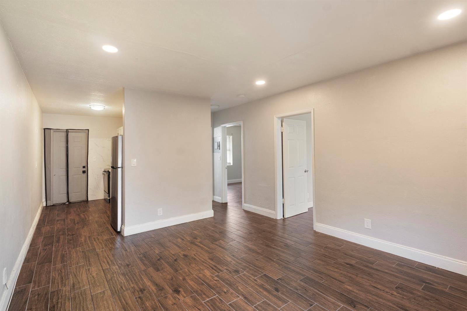 730 NW 4th Avenue # 3, Fort Lauderdale FL 33311 photo 2