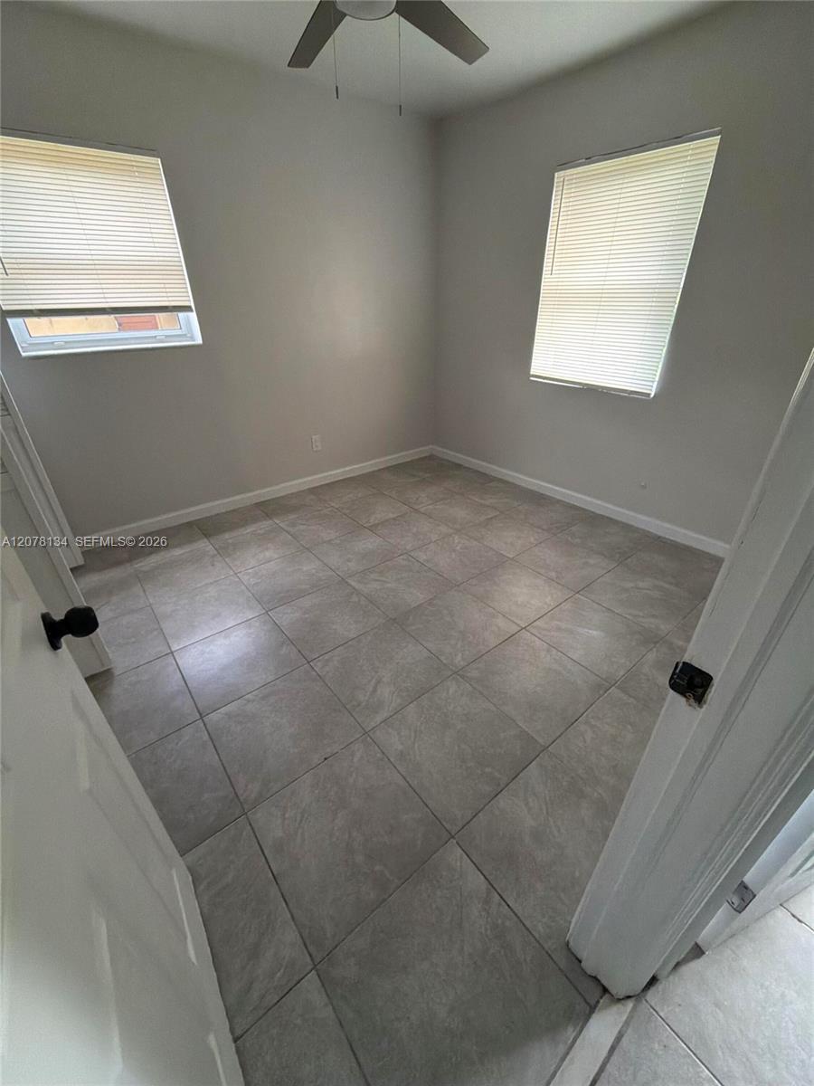 942 NW 11th Ct, Fort Lauderdale FL 33311 photo 5