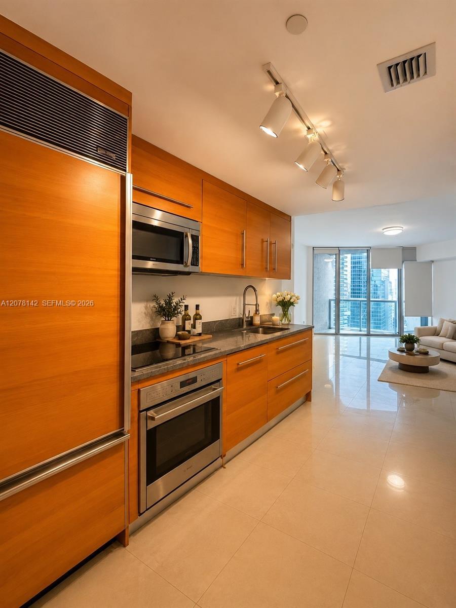 475 Brickell Ave # 3908, Miami FL 33131 photo 3
