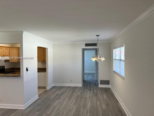 594 Saxony M # 594, Delray Beach FL 33446 photo 2