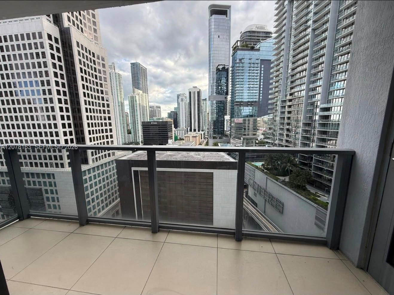 31 SE 6th St # 2407, Miami FL 33131 photo 5