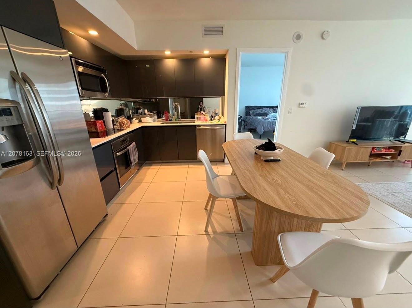 31 SE 6th St # 2407, Miami FL 33131 photo 4
