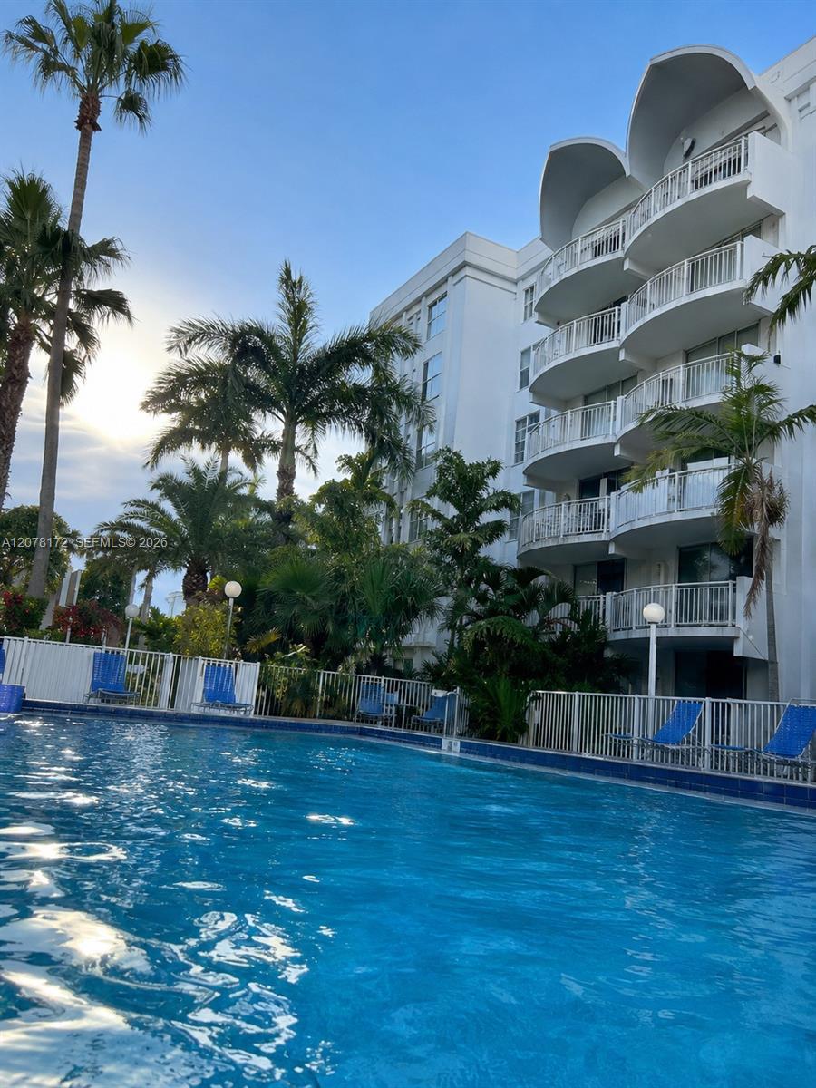 488 NW 165th St Rd # 112, Miami FL 33169
