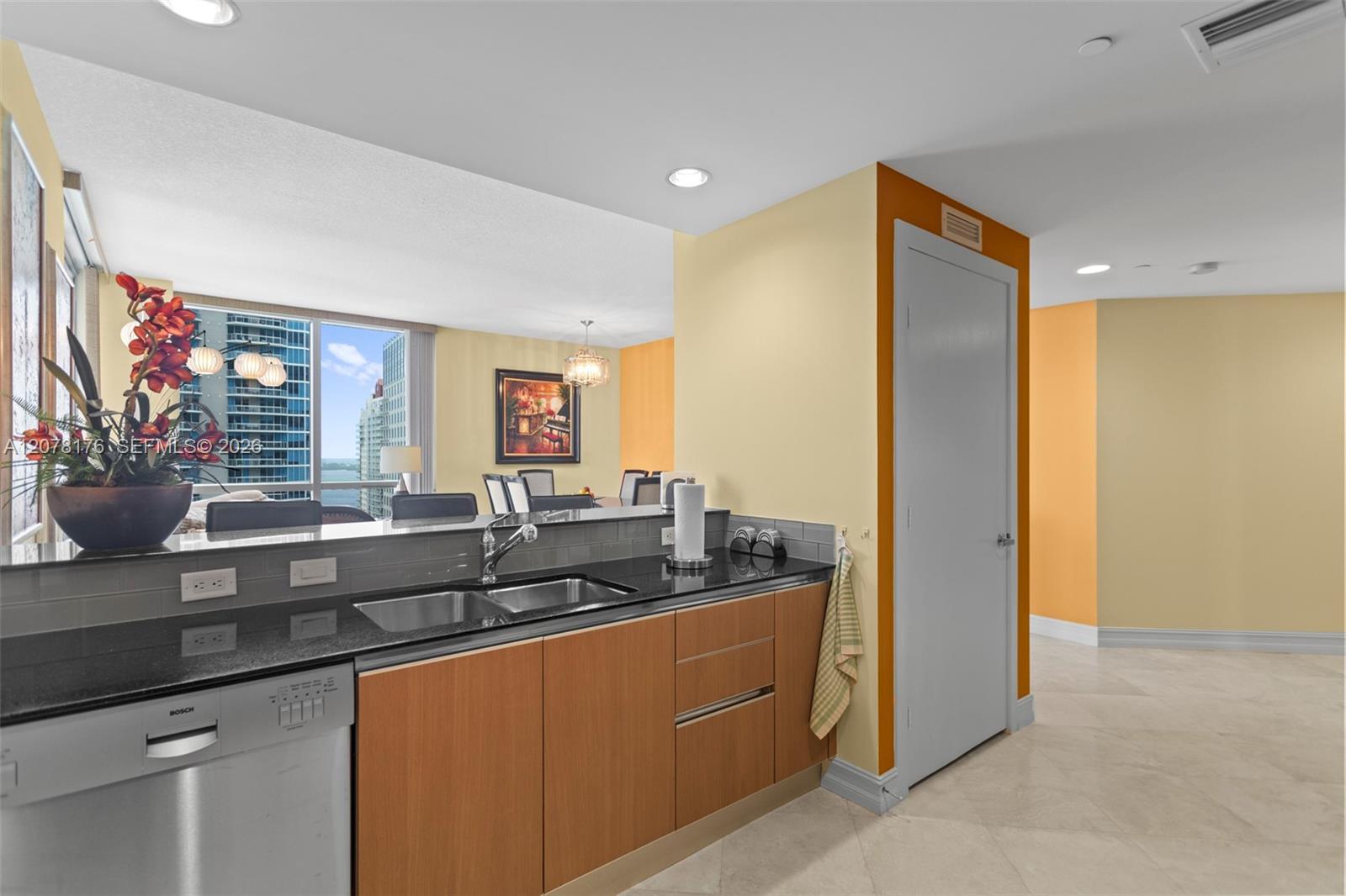 1060 Brickell Ave # 2601, Miami FL 33131 photo 5