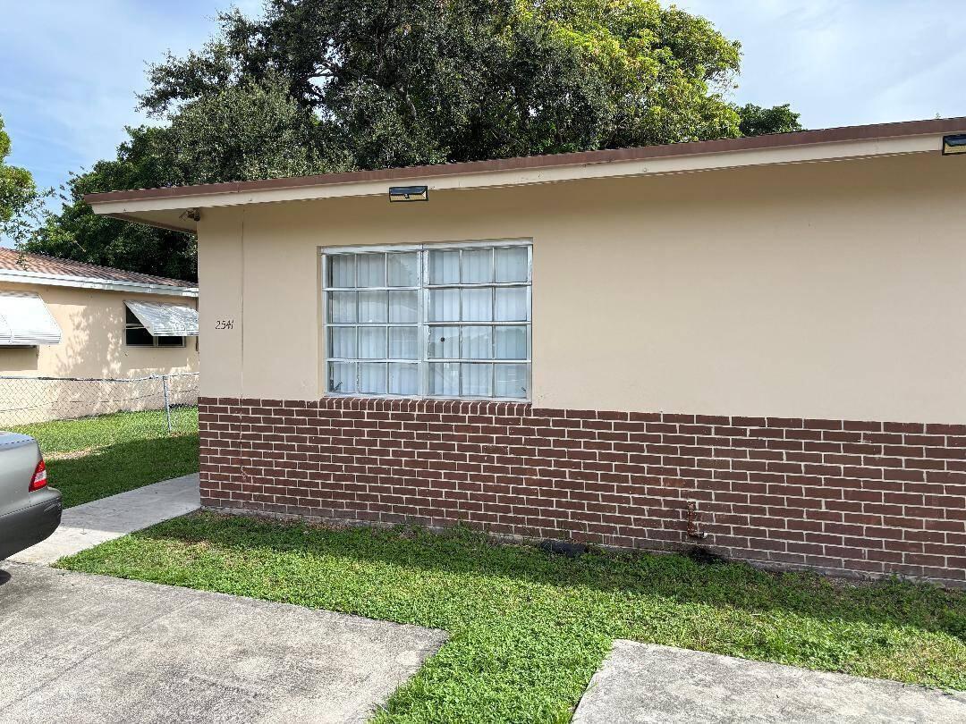 2541 Taylor Street # 1, Hollywood FL 33020 photo 3